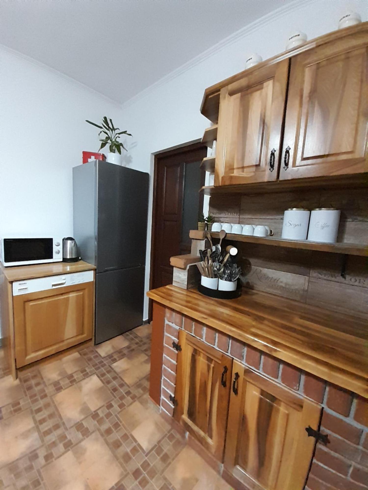 Dió vendégház Praid Esterno foto
